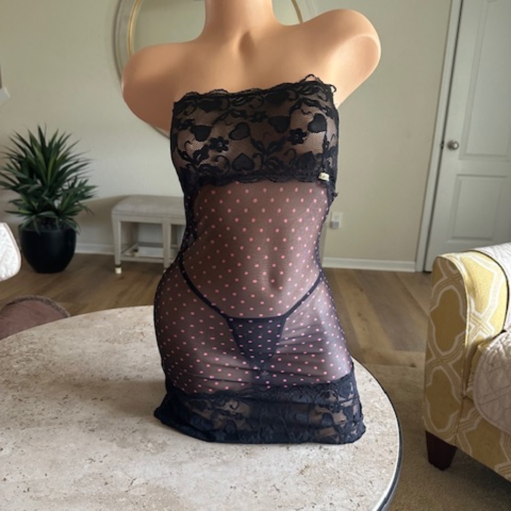 Black strapless chemise short,sheer with pink polka dots - SIZE SMALL